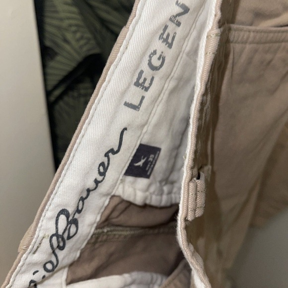 Eddie Bauer Legend Wash Shorts Size 35 Brown/Tan - Picture 2 of 3